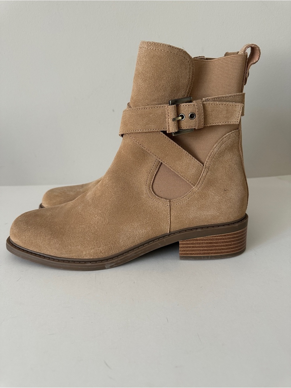 NEW Donald Pliner Mathilda Tan Suede Moto Women's Booties, Sz 9.5M